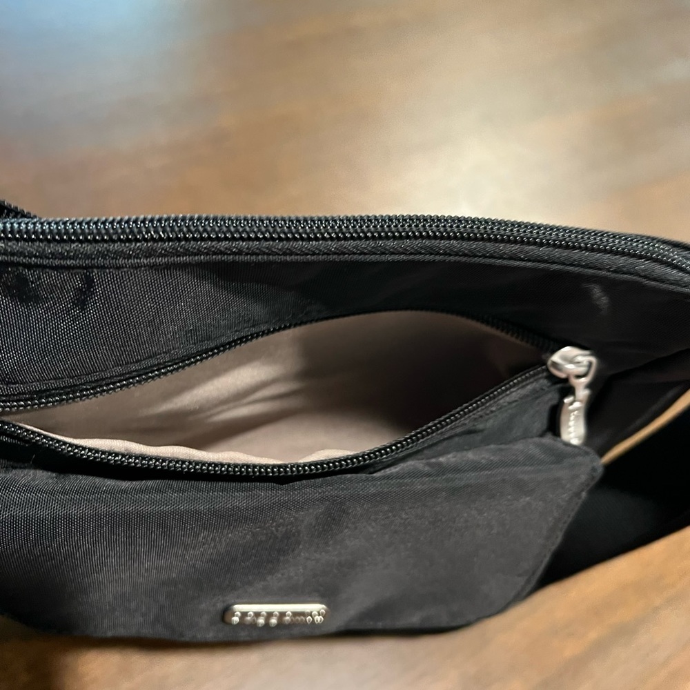 Baggallini Bag - Picture 4 of 10